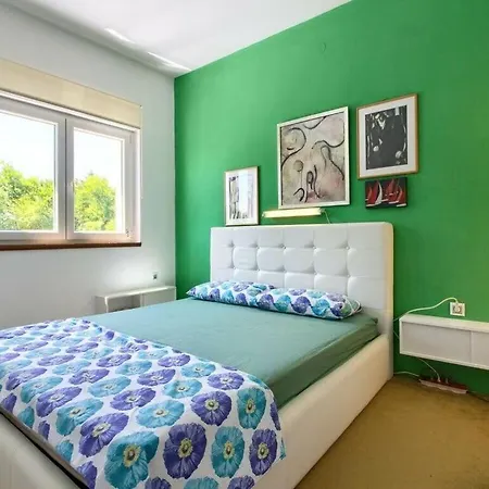 Holiday home Pjacal Ii Mit Privatem Pool In Pula